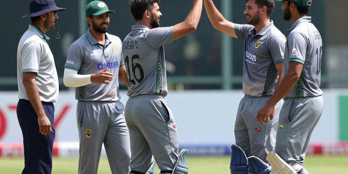 নাটোরের ভোর, তাইজুল ইসলামের ফেসবুক পোস্ট এবং ক্রিকেটের নীরব ক্ষমতা